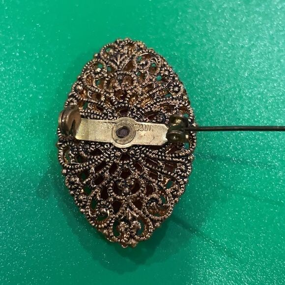 Vintage Signed West Germany Cameo Brooch/Pin - Picture 5 of 5